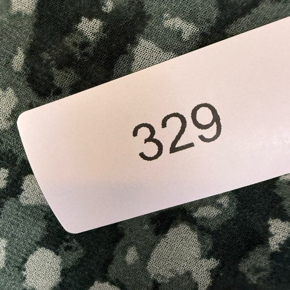 Cabi Green Patterned Women's Top XS - Picture 9 of 9